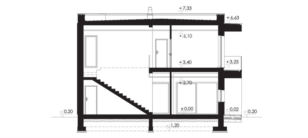 Proiect 40 — secțiune: vilă modernă cu etaj, 4 dormitoare, balcon și garaj dublu